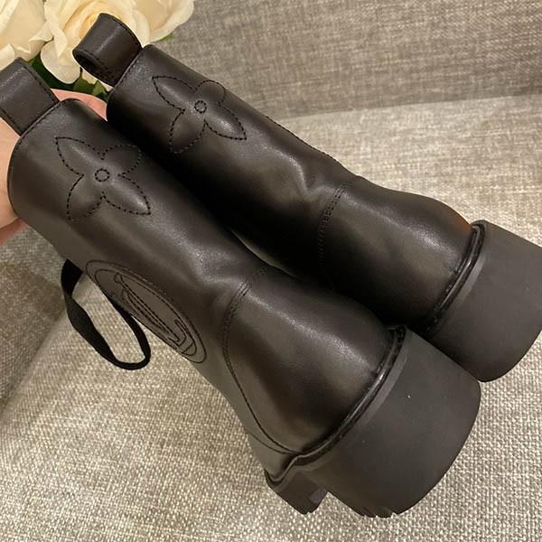 ルイヴィトン テリトリー ブーツ カーフスキン 偽物 vum37050代引きを販売
