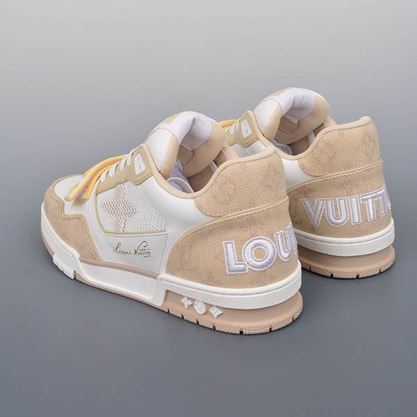 大人気!!新色 ルイヴィトン LV トレイナー・ライン スニーカー 偽物 vun73598通販