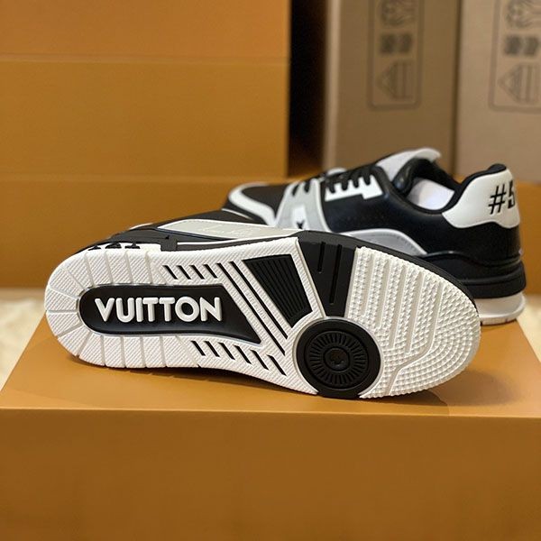 目を惹くカラー ルイヴィトン スーパーコピー スニーカー LV トレーナー vuo01545人気