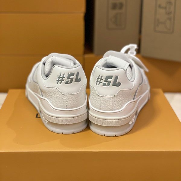一目惚れ♪ルイヴィトン スーパーコピー スニーカー LV トレーナー vus89235激安送料無料