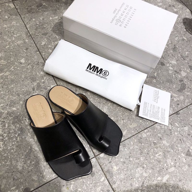 ★関税/送料込★メゾン マルジェラ スーパーコピー 6 ロゴ ヒール ミュールサンダル ナッパレザー Mam80868人気