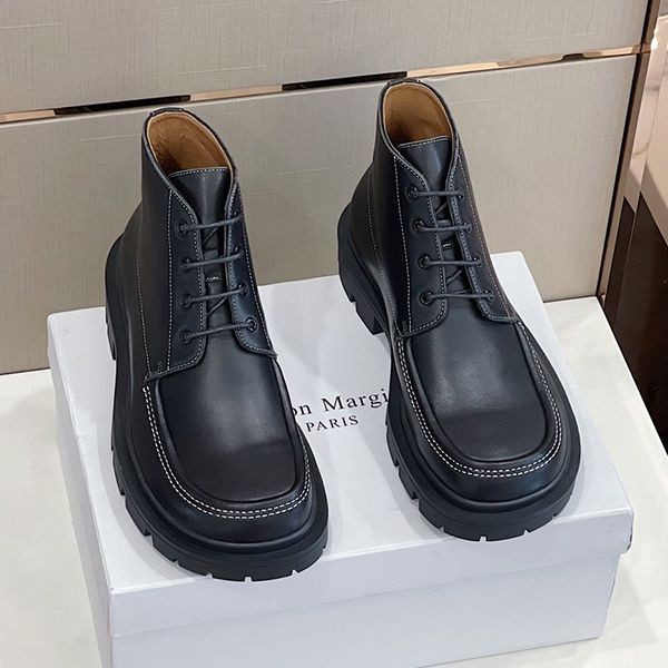 新デザインMM6 偽物 MaisonMargiela バルカナイ アンクルブーツ Mat25340