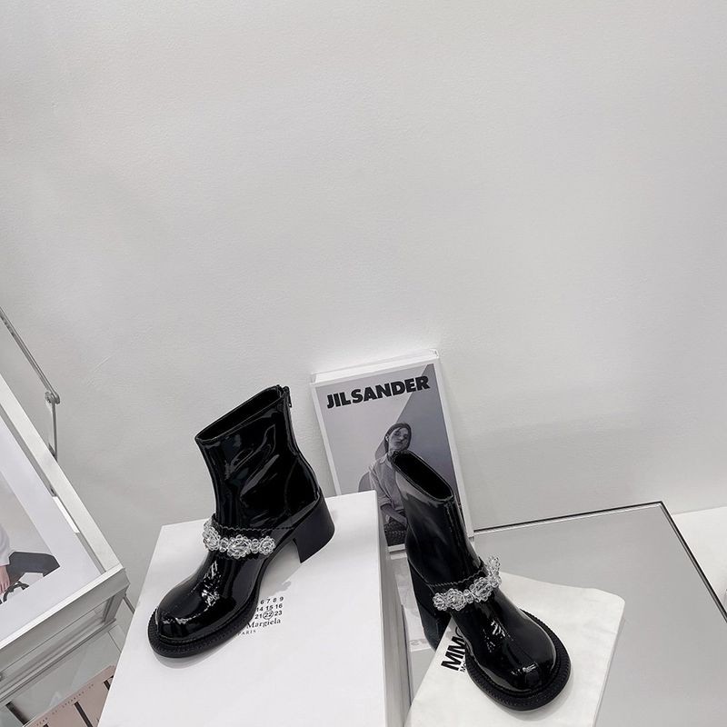 欲しい♡超限定♪メゾン マルジェラ スーパーコピー メリージェーン パンプス ポリッシュドレザー Maw45511通販
