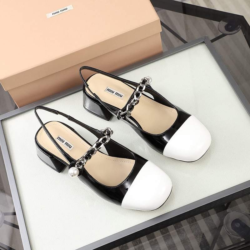 美脚が際立つ♡ミュウミュウ パンプス スーパーコピー《大人気》 myc85160高い品質