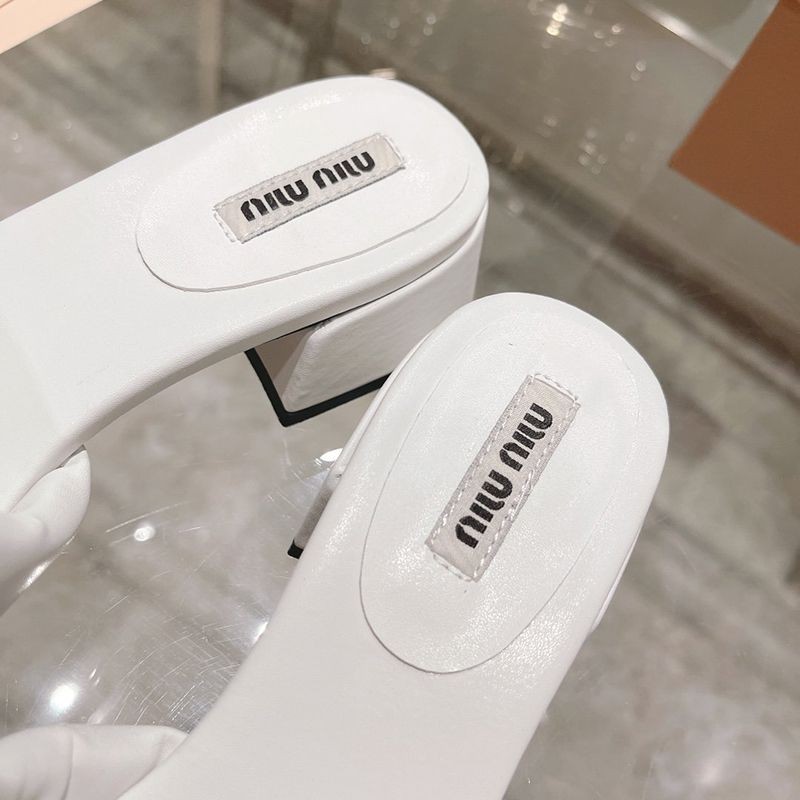 ★日本!!人気！可愛い ミュウミュウ サンダル スーパーコピーN級品 myo41587N級品