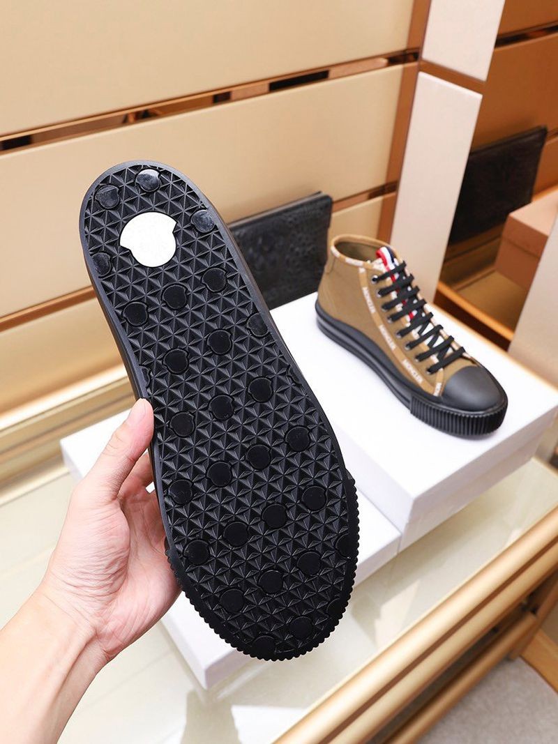 完売必至モンクレール コピー LISSEX テキストロゴ レースアップスニーカー mos47292代引きを販売