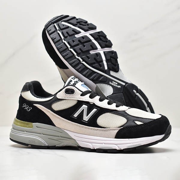 エメレオンドレ × ニューバランス 993 スニーカー コピー"ブラック" nyp59566最高級