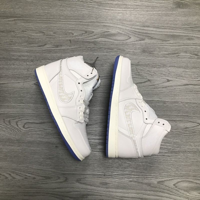 ディオール x ナイキ エアジョーダン1 コピー ハイ OG プロトタイプ AJ1 384664-006N級品