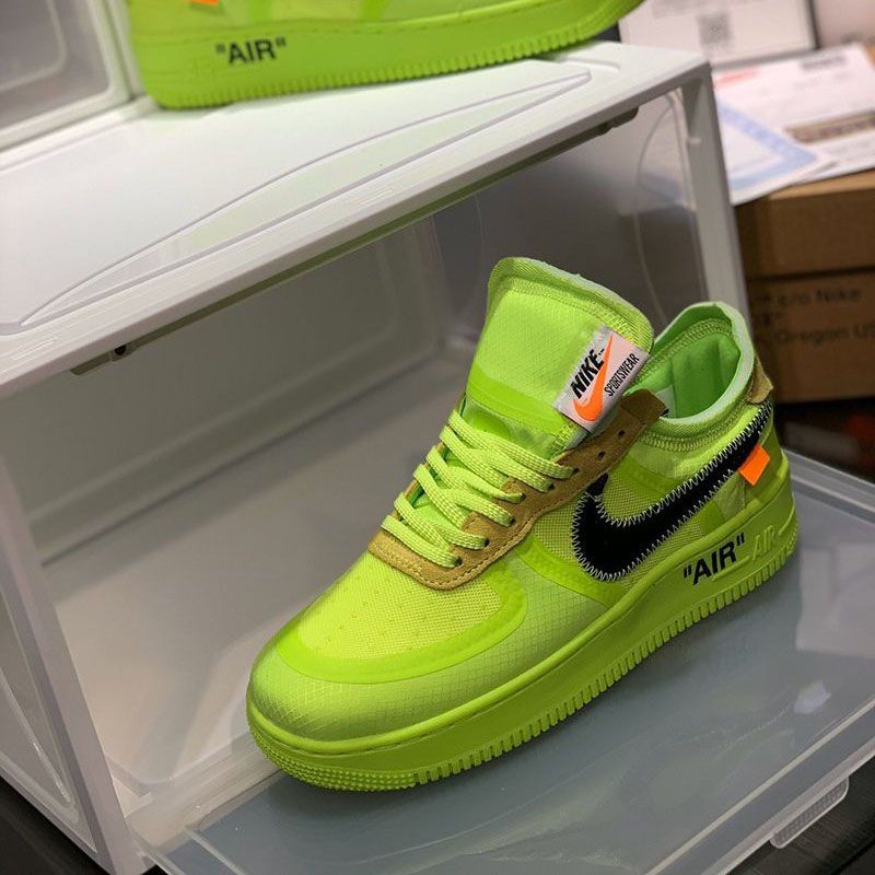 【日本未発売】履き心地オフホワイト×ナイキ スーパーコピー エアフォース1 ロー ボルト エアフォースワン AF1 AO4606-700高い品質