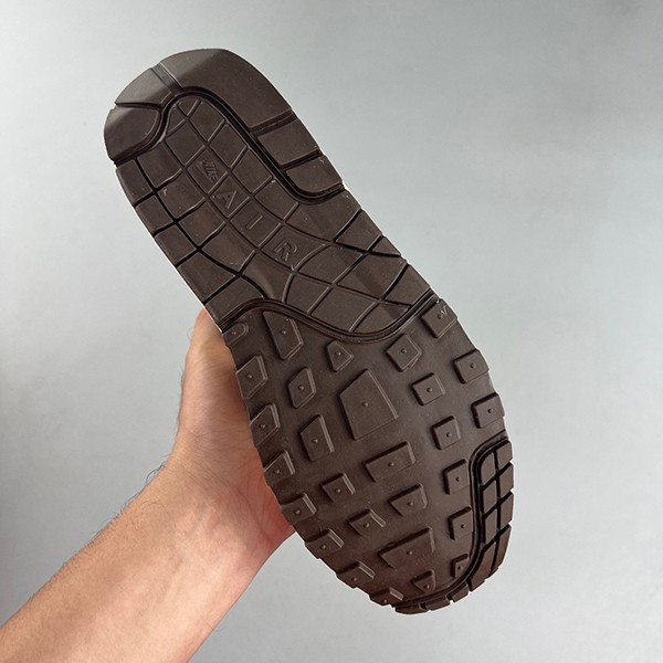 《大人気》ナイキ トラヴィススコットコピー エア ジョーダン 1 nae39215N級品