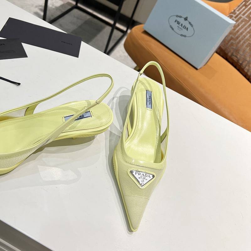 お洒落に♪ プラダ キャットヒールサンダル スーパーコピーN級品 pud43161人気