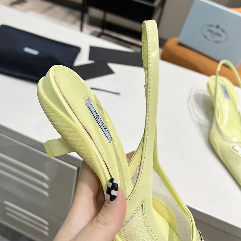 お洒落に♪ プラダ キャットヒールサンダル スーパーコピーN級品 pud43161N級品