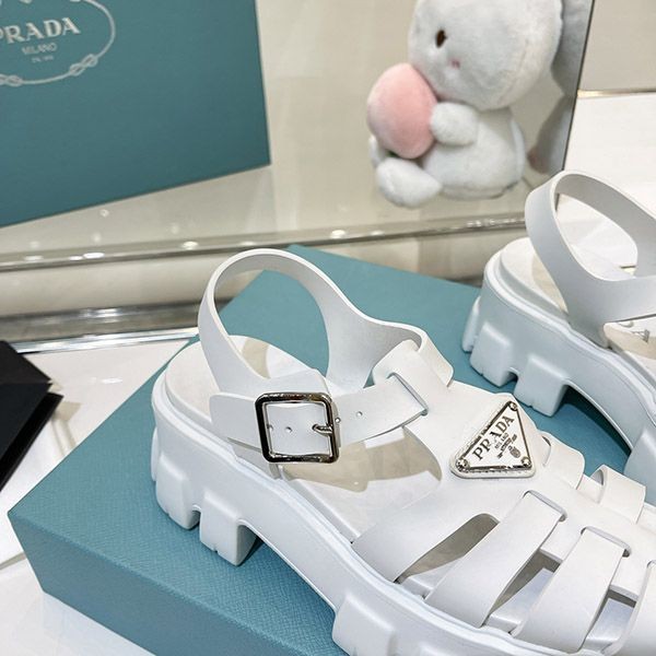 超希少！プラダ コピー フォームラバー サンダル puh22489代引きを販売
