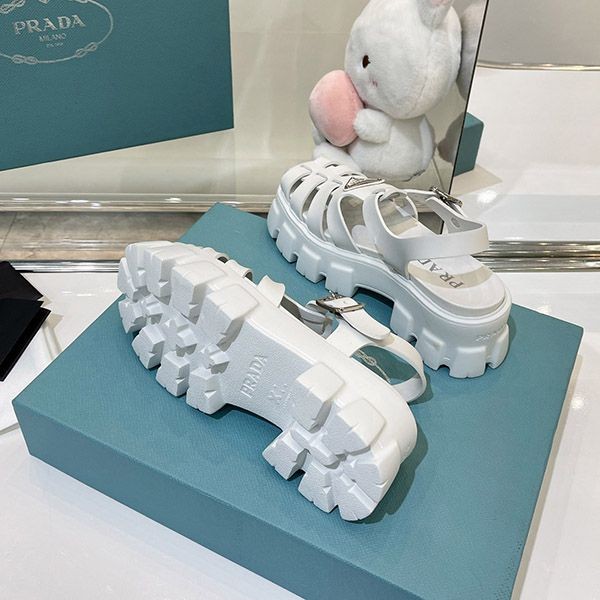 超希少！プラダ コピー フォームラバー サンダル puh22489品質保証