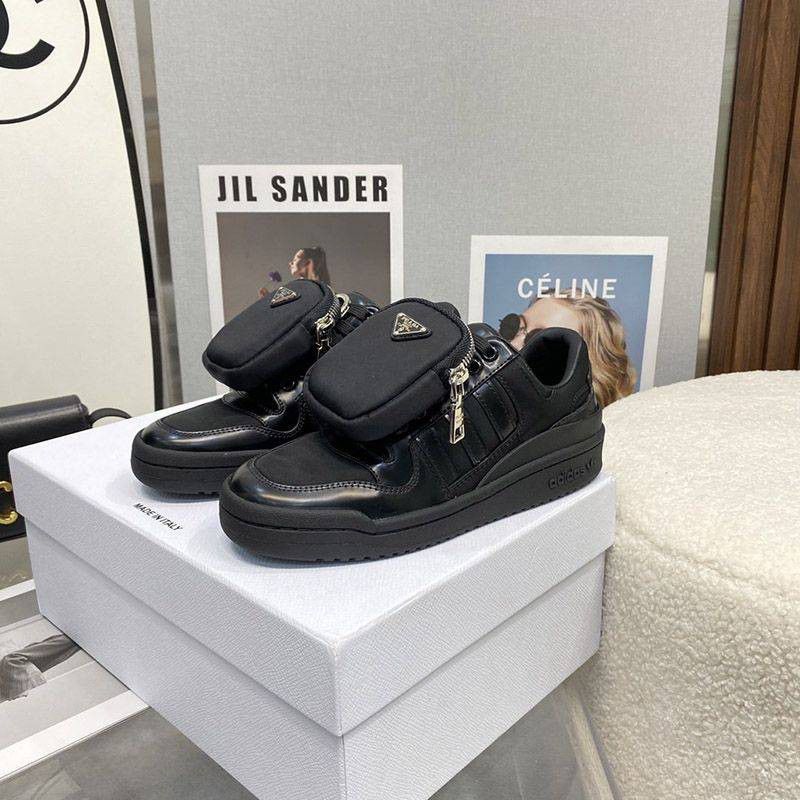 目を惹くカラーブラック×アディダス コピー コラボロートップスニーカー Re-Nylon ロゴ pun56225激安送料無料
