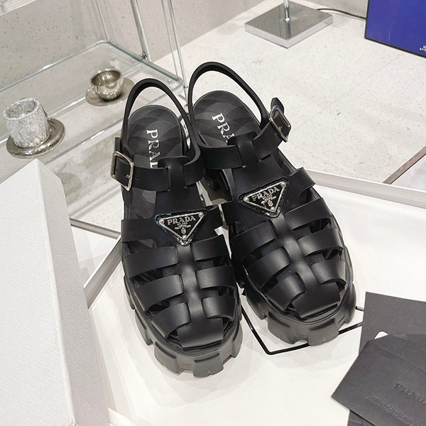 プラダ フォームラバー サンダル スーパーコピー pur72289代引きを販売