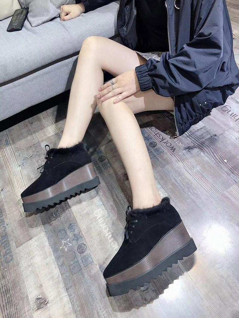 目を惹くカラー ステラマッカートニー コピー エリスシューズ ☆Elyse スニーカー もこもこ stu52542N級品