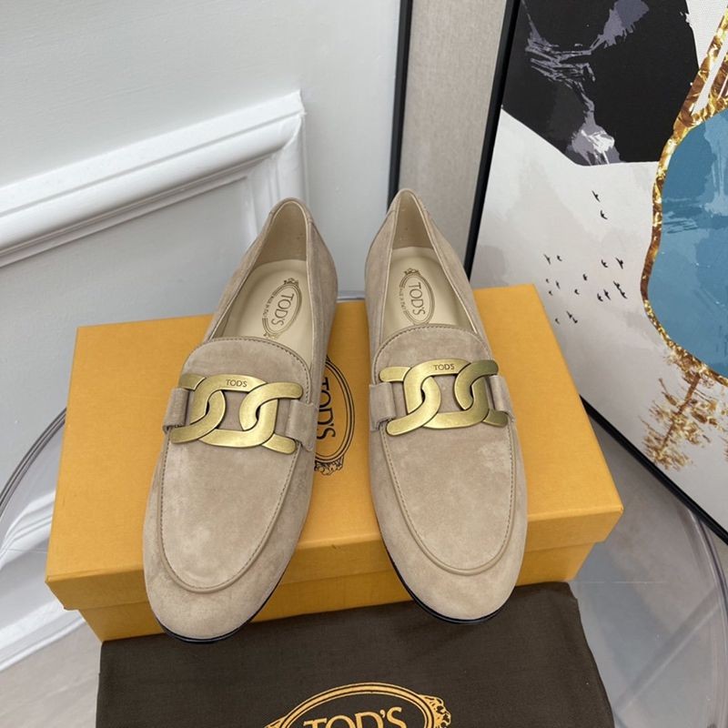 定番◆送料・関税込◆ TODS  スーパーコピー ケイトレザーローファー toi76605高い品質