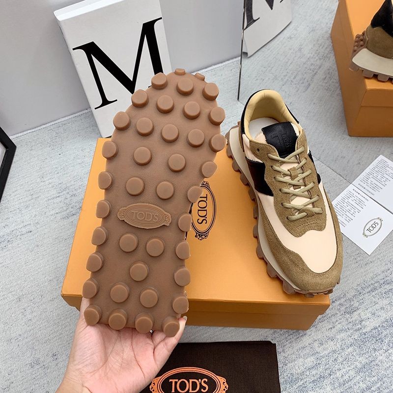 入手困難 TODS スーパーコピー スエード＆ファブリックスニーカー tor46589高い品質