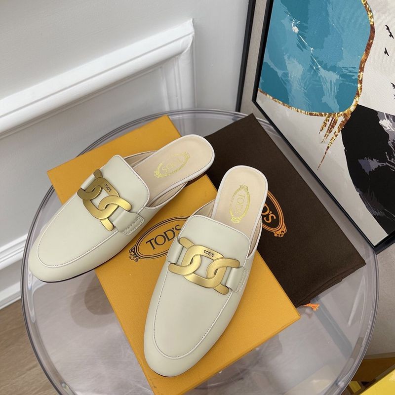 超希少！TODS ケイト レザー フラットミュール スーパーコピー tou95389通販