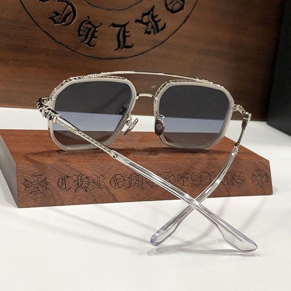 一目惚れ♪クロムハーツ DAGGER◆女性もOK/多角形サングラスgray/brown Kuk95335代引きを販売