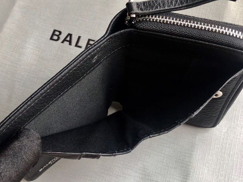 国内発送◆バレンシアガ 財布 偽物 メンズ ギフトに♪シンプルコインケース bab19265最高級