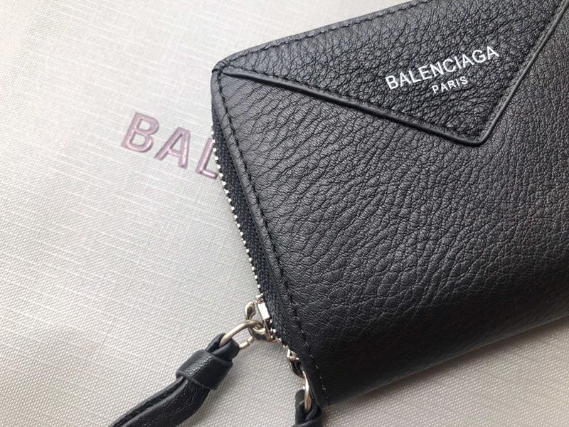 ★関税込★バレンシアガ 財布 偽物★ロゴ CASH ファスナー 財布 bao73136人気
