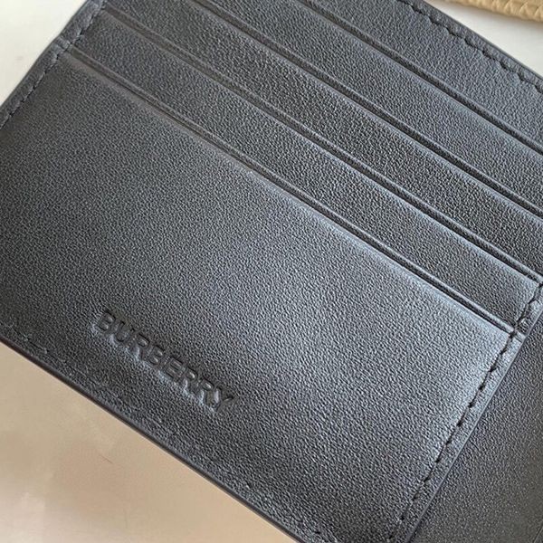 お洒落で可愛い バーバリー  二折り財布 コピー Bar33632代引きを販売