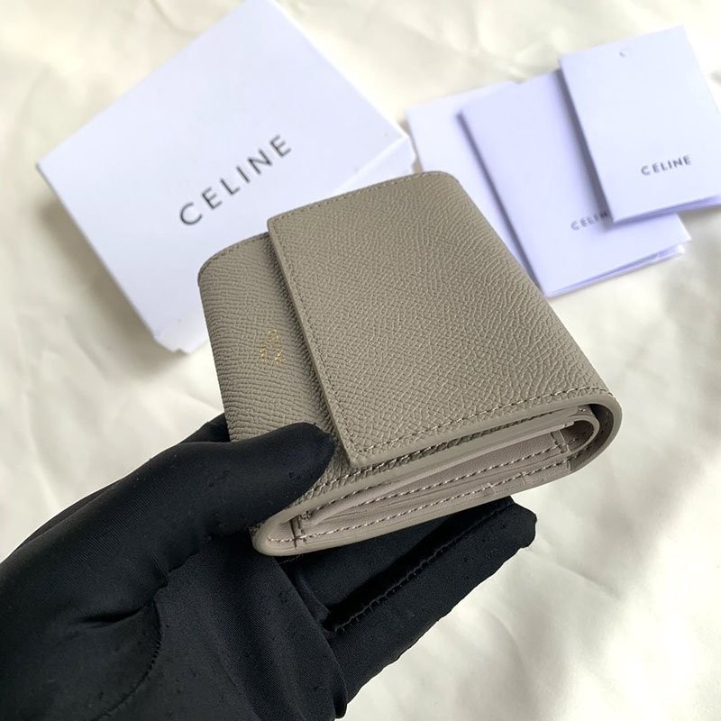 人気急上昇 セリーヌ/スモール トリフォールド ウォレット スーパーコピー Cen62981激安送料無料