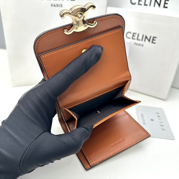 大人気！セリーヌ スモール トリオンフウォレット 偽物 Ceo73284代引きを販売