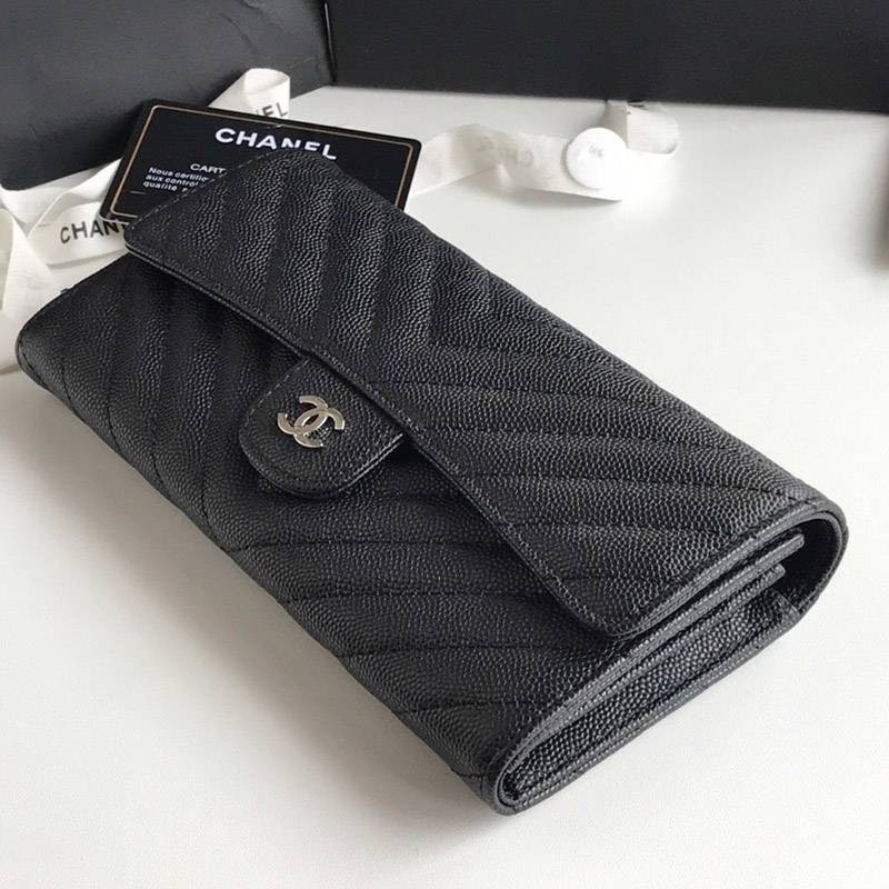 希少限定品 シャネル 二折りカブセ長財布 キャビア sho32812激安送料無料