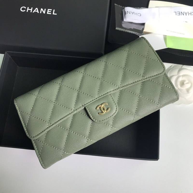 争奪戦 シャネル 二折りカブセ長財布 キャビア コピー shm47119高い品質