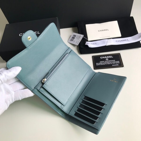 即発 シャネル 三折り ミディアムサイズ 中財布 small flap wallet cc2108232代引きを販売