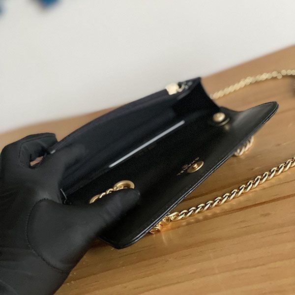 稀少 シャネル チェーン フラップ ウォレット コピー shd82829人気