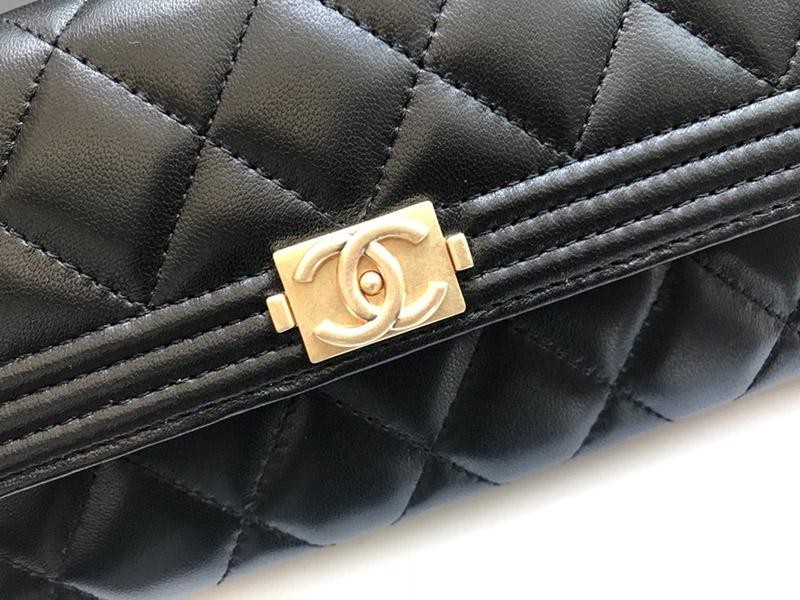 新色☆希少 シャネル 長財布 コピー ボーイ シャネル マトラッセ shk25482高い品質