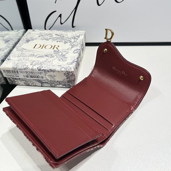 【ディオール】SADDLE D コンパクト ウォレット コピー dea24264