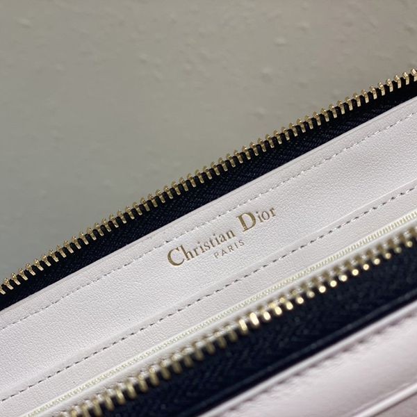 お洒落に♪ディオール★VIBE VOYAGEUR ラウンドジップ長財布 偽物 deb03308品質保証