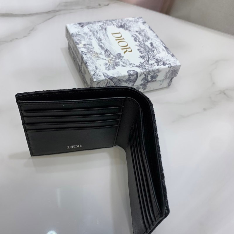 《大人気》ディオール コンパクトウォレット プレゼントに 偽物 dep85357N級品