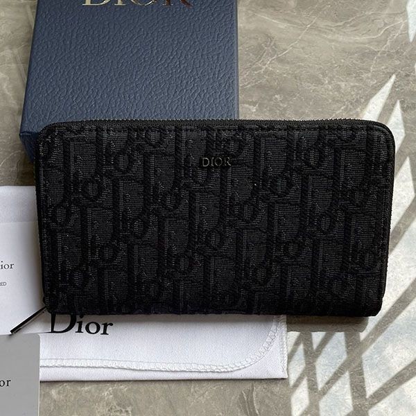 大人気！ディオールスーパーコピー ロングジップウォレット 偽物 deq22527通販