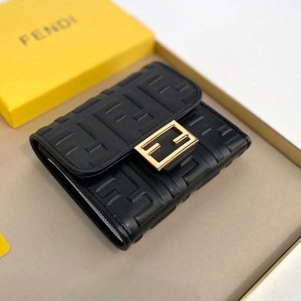 大人気！フェンディ 三つ折り財布 偽物 fee70358最高級