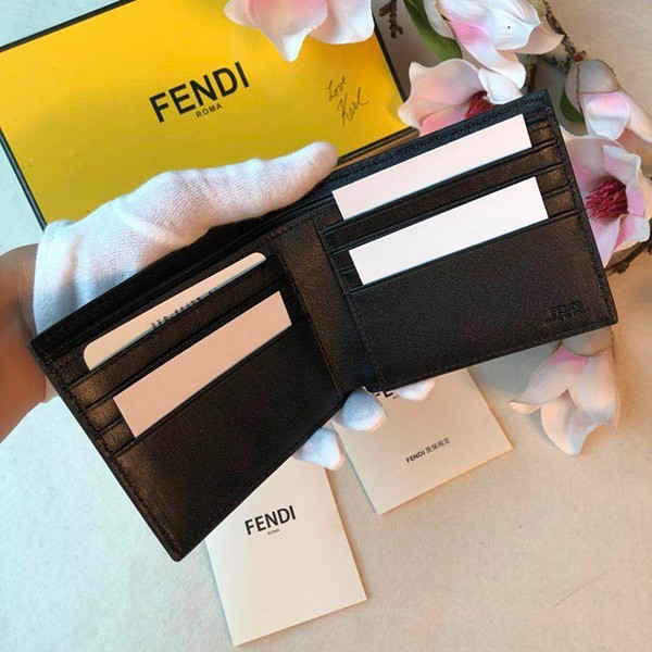 ★日本!!人気！フェンディ コピー ブラックレザー二つ折り財布 feo02506最高級