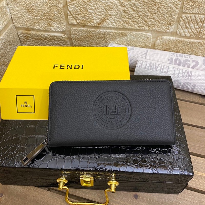 ★日本!!人気！フェンディ 長財布 スーパーコピー シンプルクール パッチロゴ ファスナー カスタマイズ feq41713人気