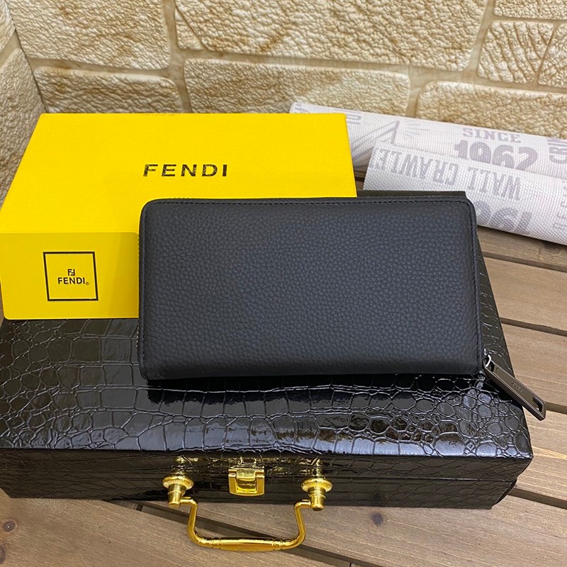 ★日本!!人気！フェンディ 長財布 スーパーコピー シンプルクール パッチロゴ ファスナー カスタマイズ feq41713最高級