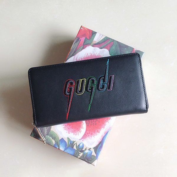 グッチ ブレイドコピー 刺繍 小銭入れgg210820056代引きを販売