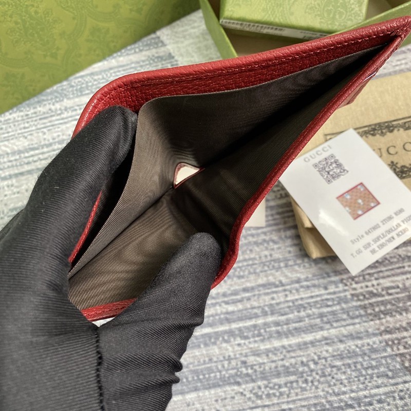 完売前に！グッチ＆ドラえもんコラボ 二つ折り財布 コピー gue43637代引きを販売
