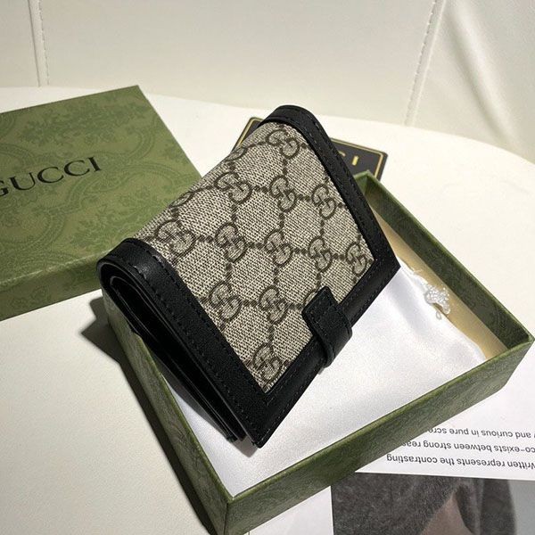 目を惹くカラー グッチ GGキルティング 折りたたみ財布 偽物 gul14964通販