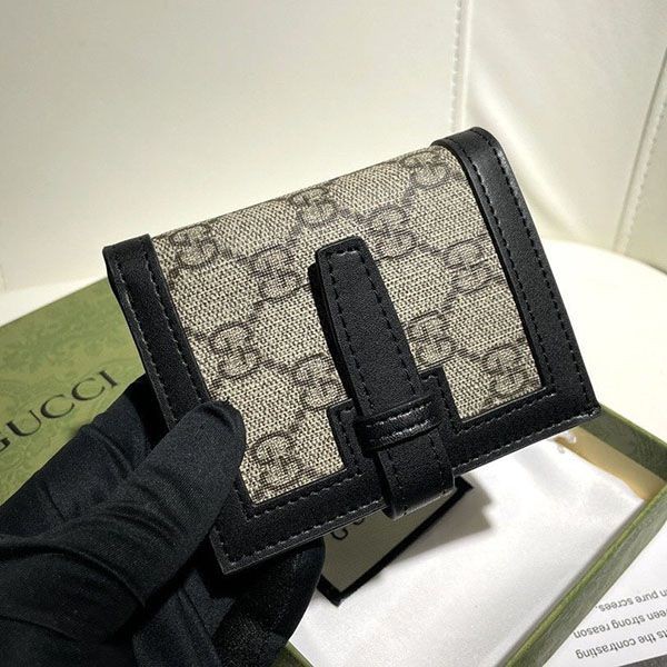 目を惹くカラー グッチ GGキルティング 折りたたみ財布 偽物 gul14964高い品質
