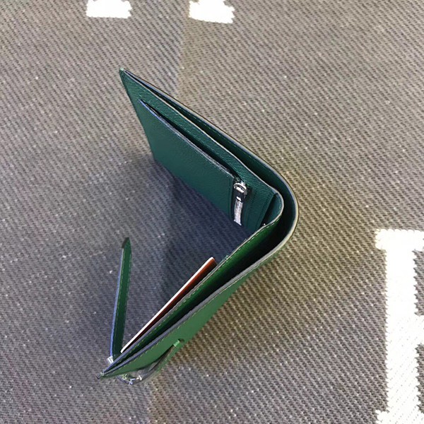 エルメス ベアン コンパク 偽物トエプソン シルバー金具he19069高い品質