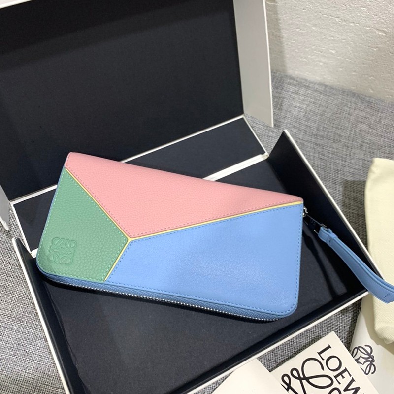可愛いロエベ 財布 パズル コピー ラウンドジップ ウォレット lob69387高い品質