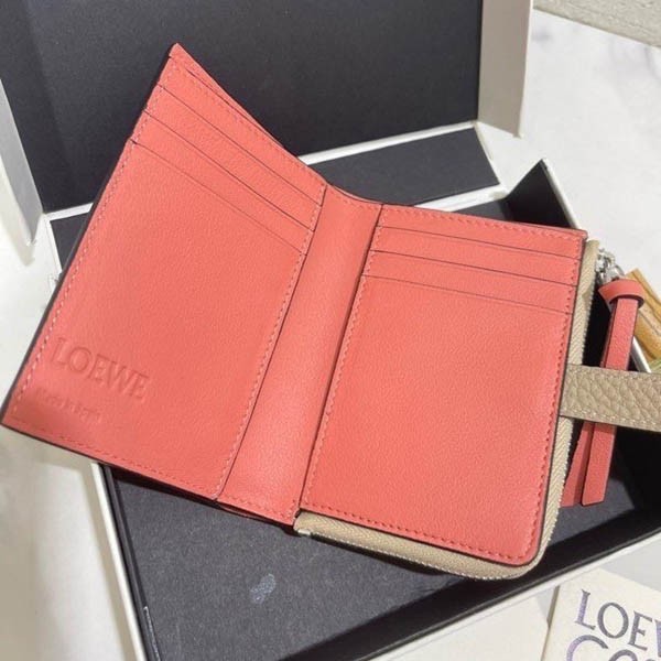 【ロエベ】新作スリムジップ二つ折り財布 コピー Slim Zip Bifold Wallet loe53059N級品
